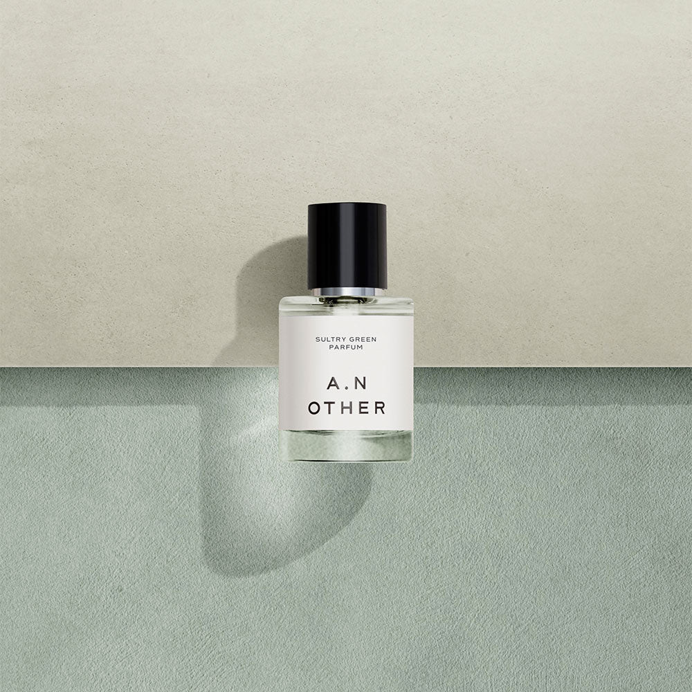 A. N. OTHER Sultry Green – Eau de Parfum – 50ml von Rodrigo Flores-Roux in der Duftnote Holzig, Würzig