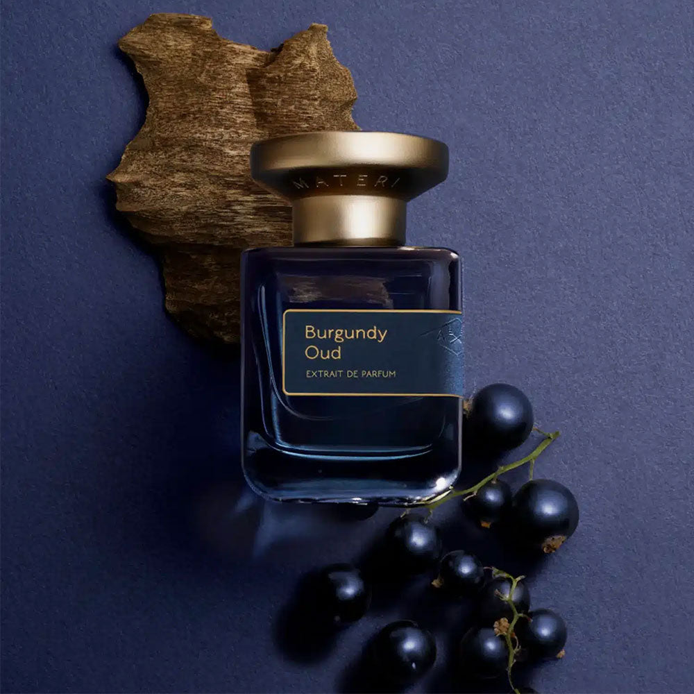 Atelier Materi Burgundy Oud – Extrait de Parfum – 50ml von Céline Perdriel in der Duftnote Aromatisch, Fruchtig, Holzig, Ledrig