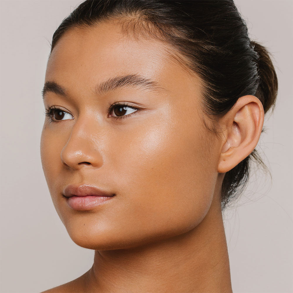 Mádara Skin Equal Foundation – Olive 60