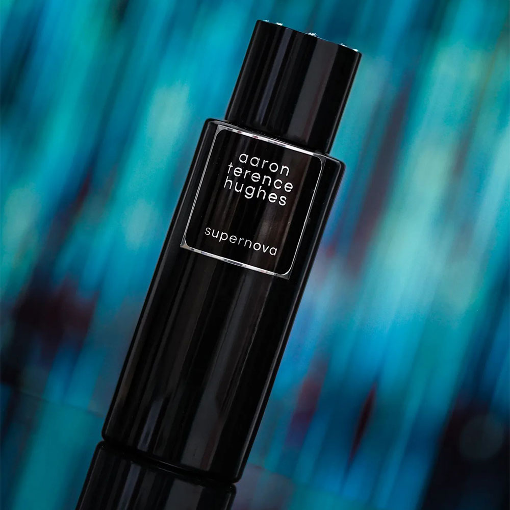 Aaron Terence Hughes Supernova – Extrait de Parfum – 50ml von Aaron Terence Hughes in der Duftnote Zitrisch, Clean, Aquatisch, Fruchtig