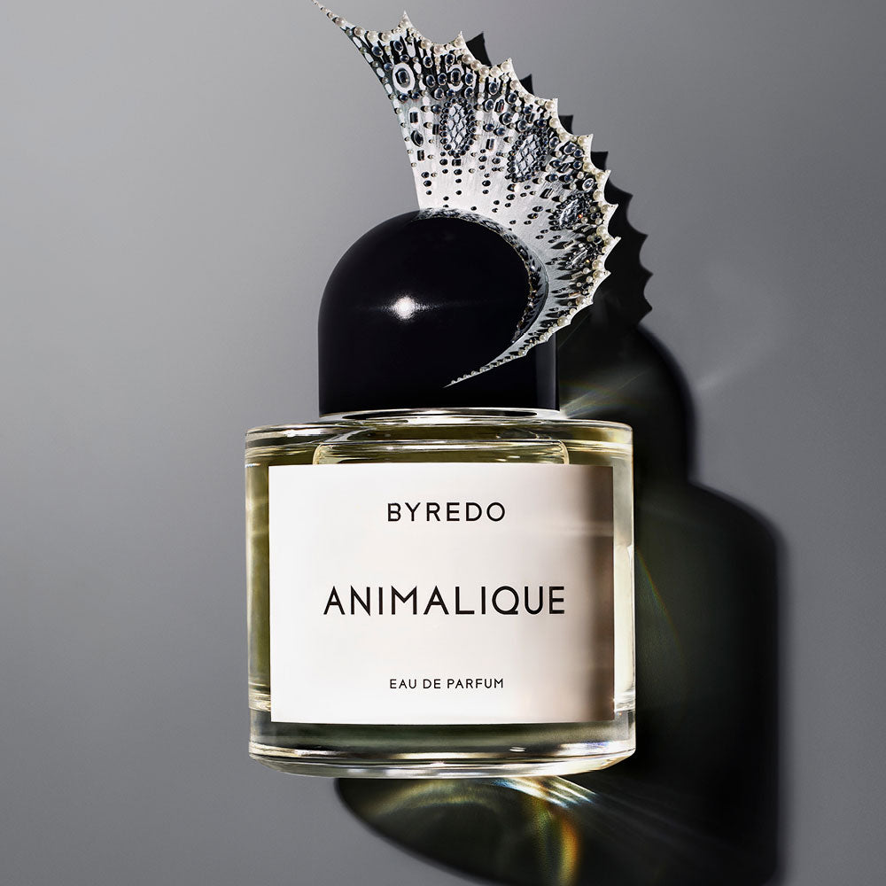 Byredo Animalique – Eau de Parfum – 100ml von Ben Gorham, Jérôme Epinette in der Duftnote Holzig, Pudrig, Animalisch