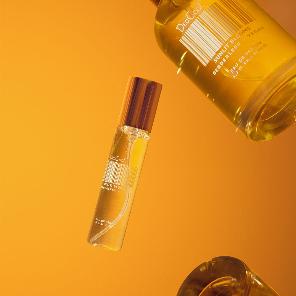 DedCool Sunlit Blooms – Eau de Parfum – 15ml von Carina Chaz in der Duftnote Blumig, Aquatisch, Cremig