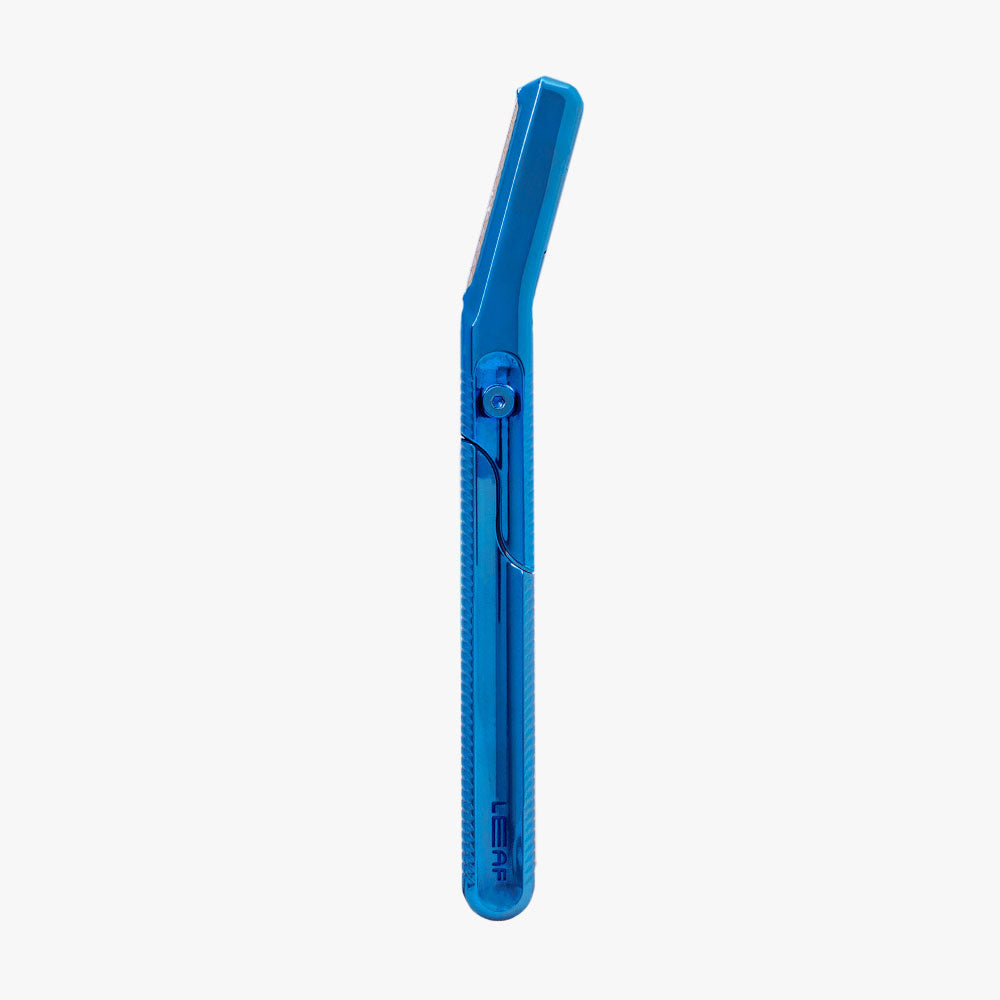 Leaf Shave The Leaf Dermaplaner Kit – Berryblue