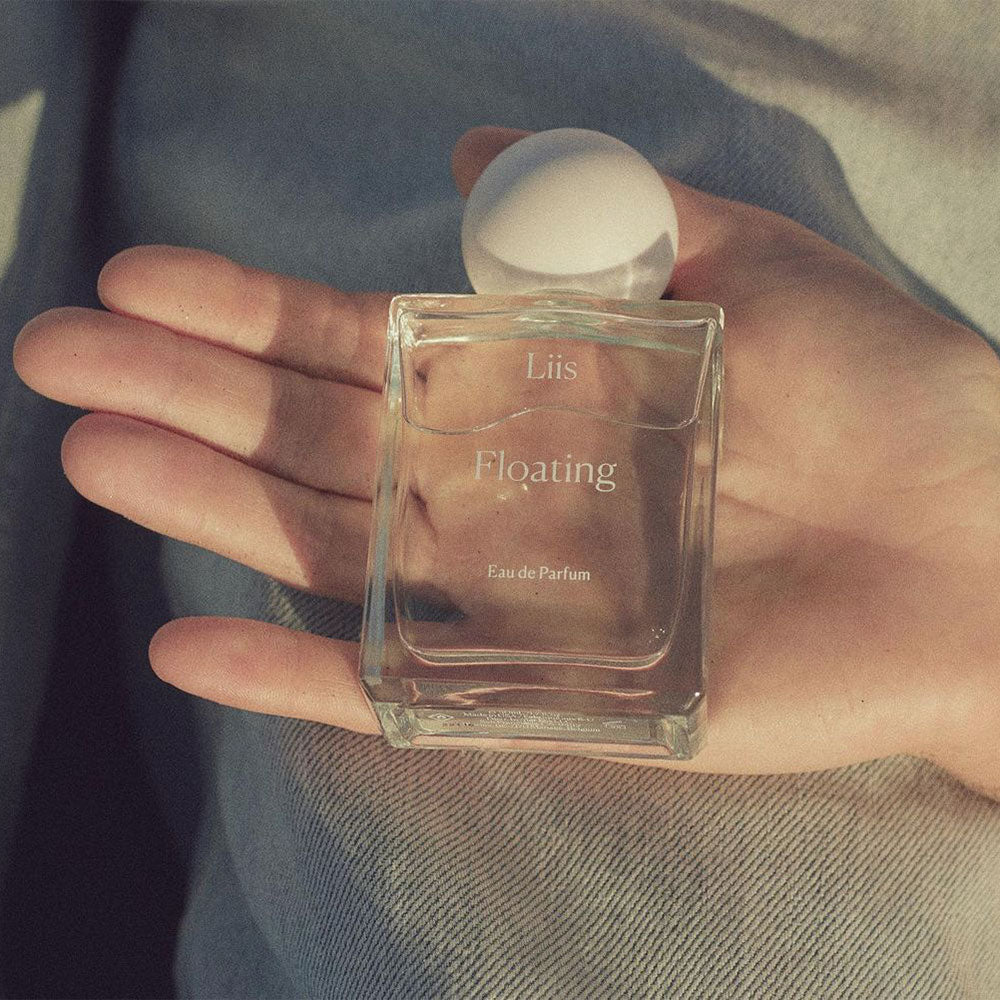 Liis Floating – Eau de Parfum – 50ml von Jérôme Epinette, Alissa Sullivan, Leslie Hendin in der Duftnote Fruchtig, Holzig